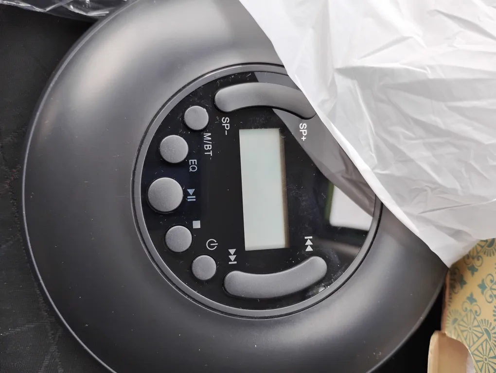 Portable CD Player YR-0802 - Full Shock Protection image indicator(7)