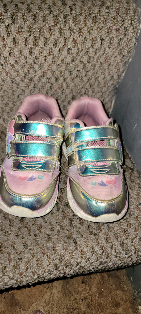 Kids' Pink light up sneakers size 9