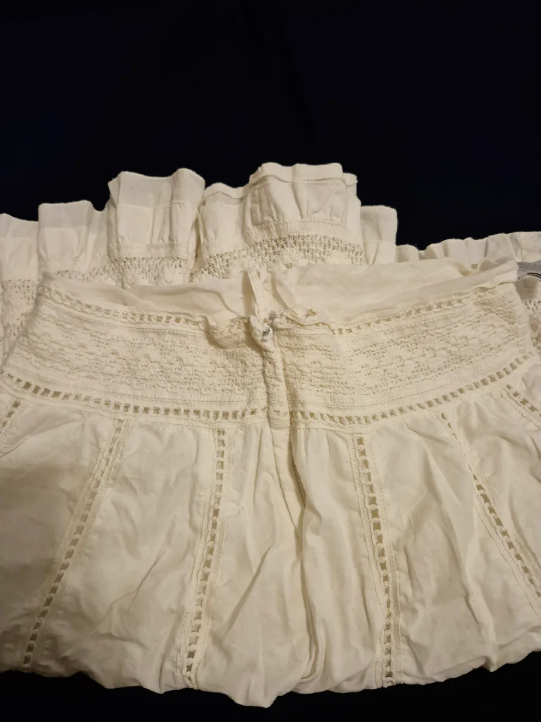 Suzy Shier White Skirt Size 7/8 image indicator(4)