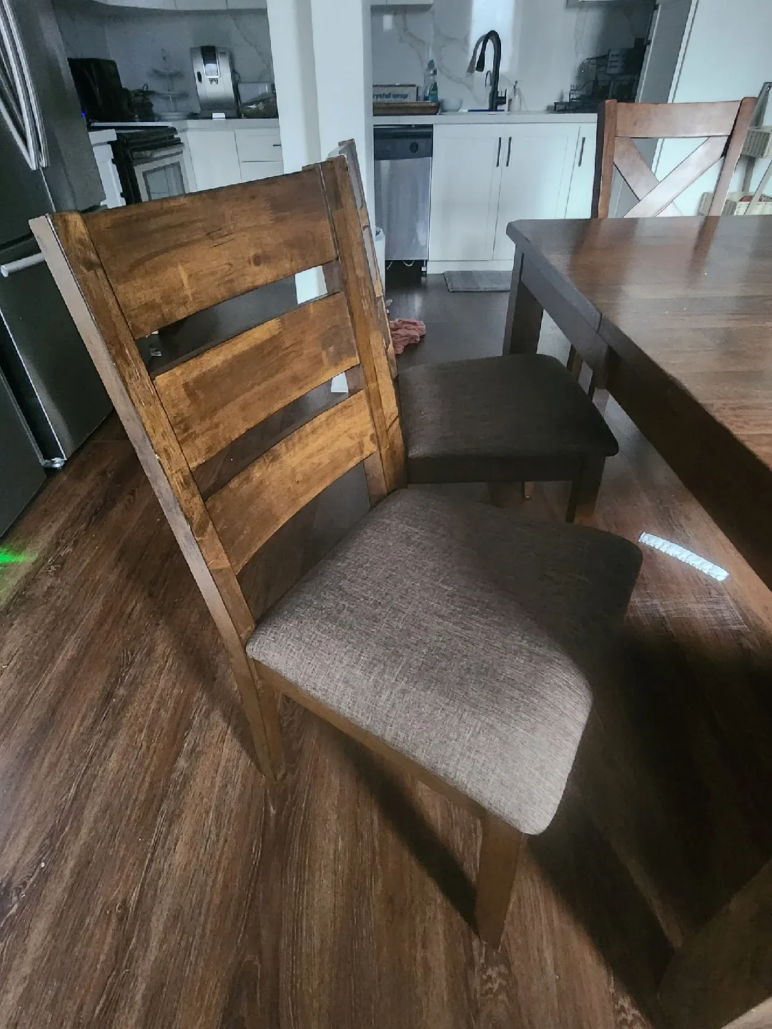 Dining Chairs - Set of 6 image indicator(3)