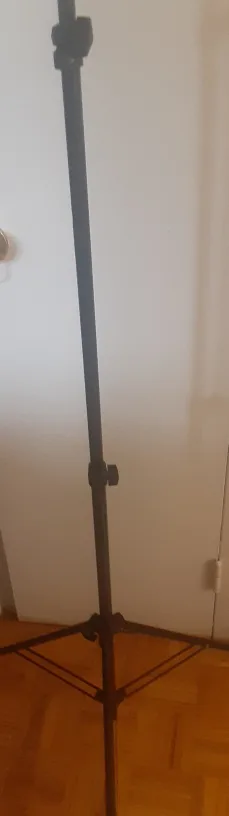 Adjustable Tripod Stand image indicator(5)