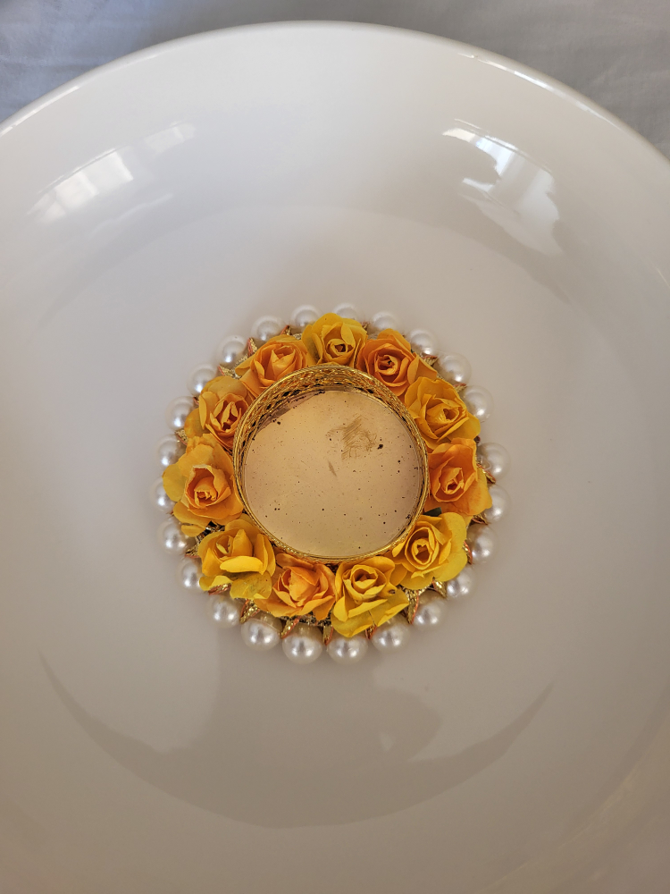 Decorative Candle Holder with Roses and Pearls - photo 3