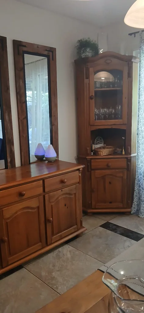 Corner display cabinet image indicator(2)