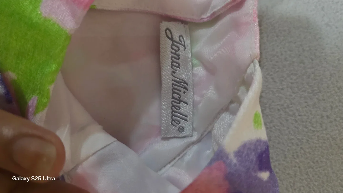 Jona Michelle Floral Dress - Size 4 image indicator(2)