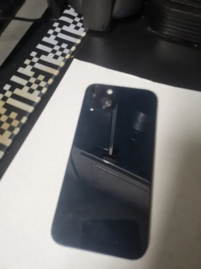 unlocked iPhone 14 plus with case and screen protector image indicator(9)