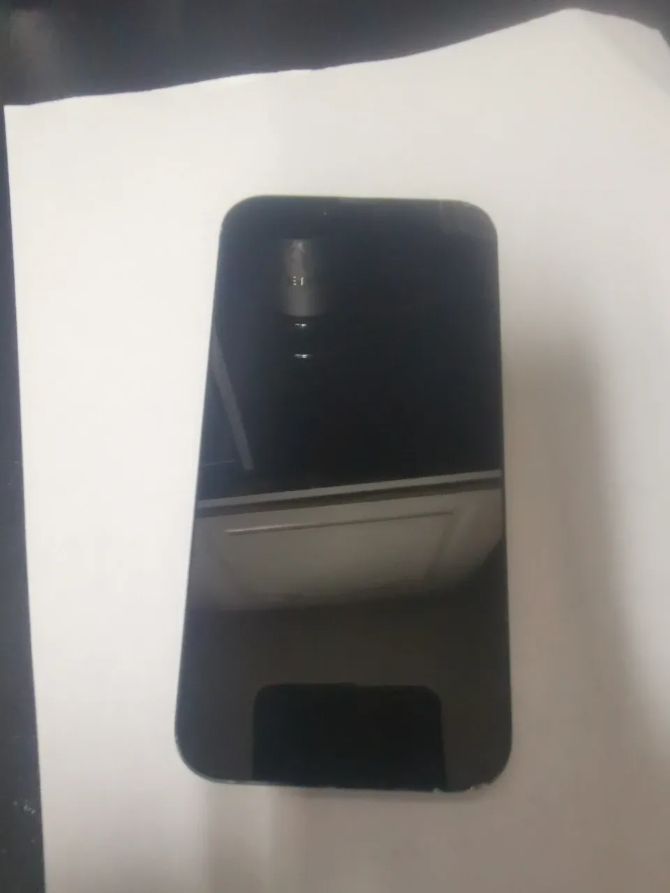 unlocked iPhone 14 plus with case and screen protector image indicator(10)