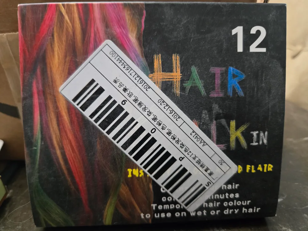 Hair Chalk - 12 Colours thumbnail