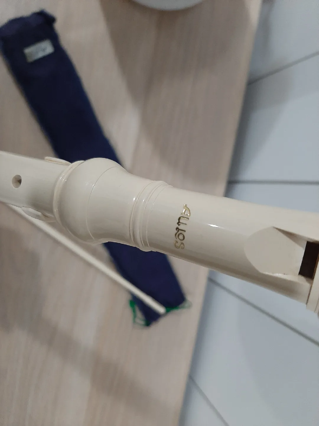 Aulos Recorder with Case image indicator(2)