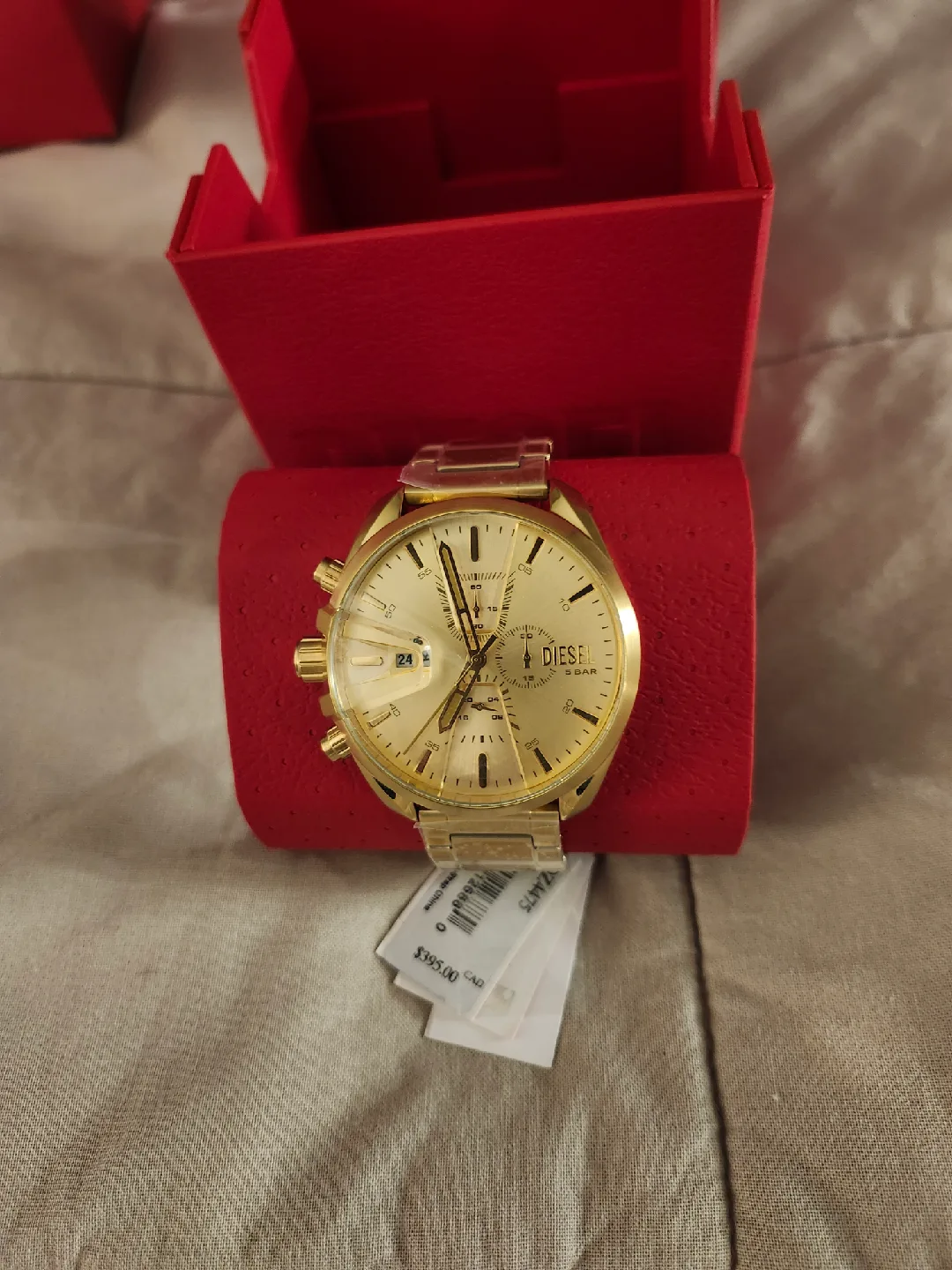 DIESEL - MEN'S NEW WITH TAGS - Gold tone chronograph watch image indicator(8)