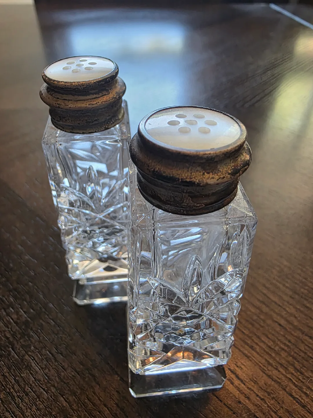 Cut Crystal Salt & Pepper image indicator(5)