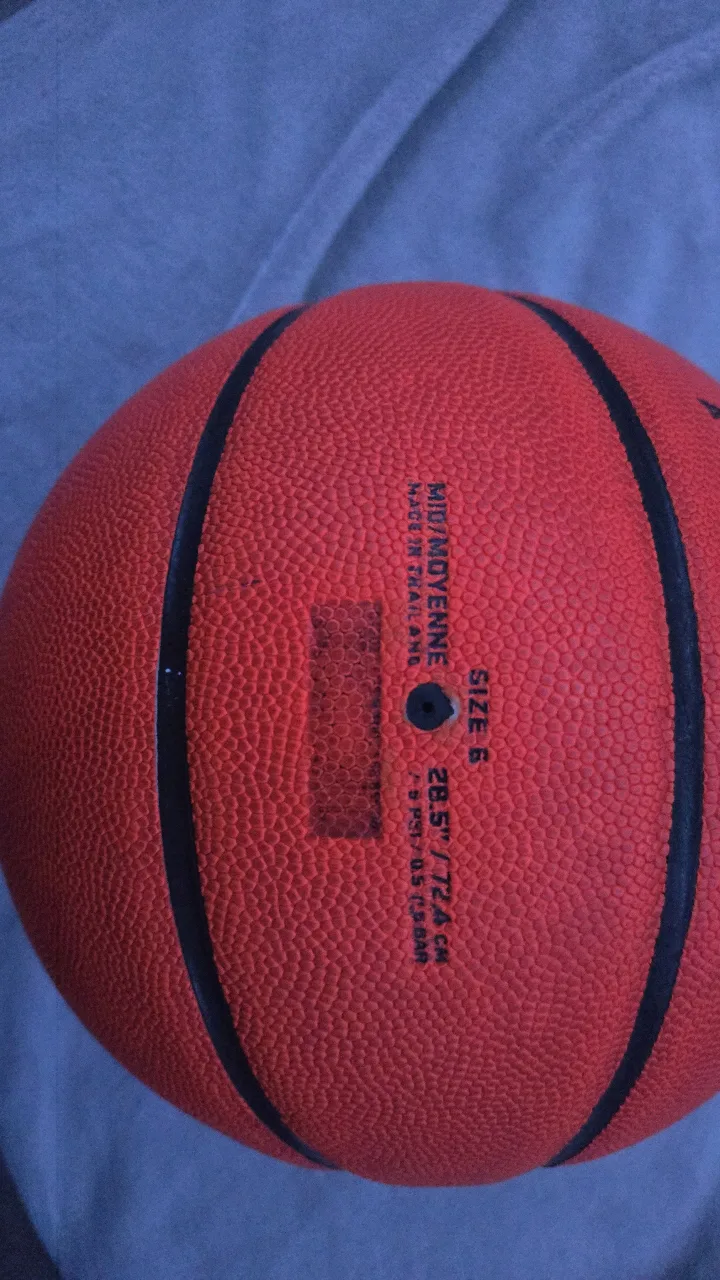 Nike Elite All-Court Basketball - Size 6 image indicator(2)