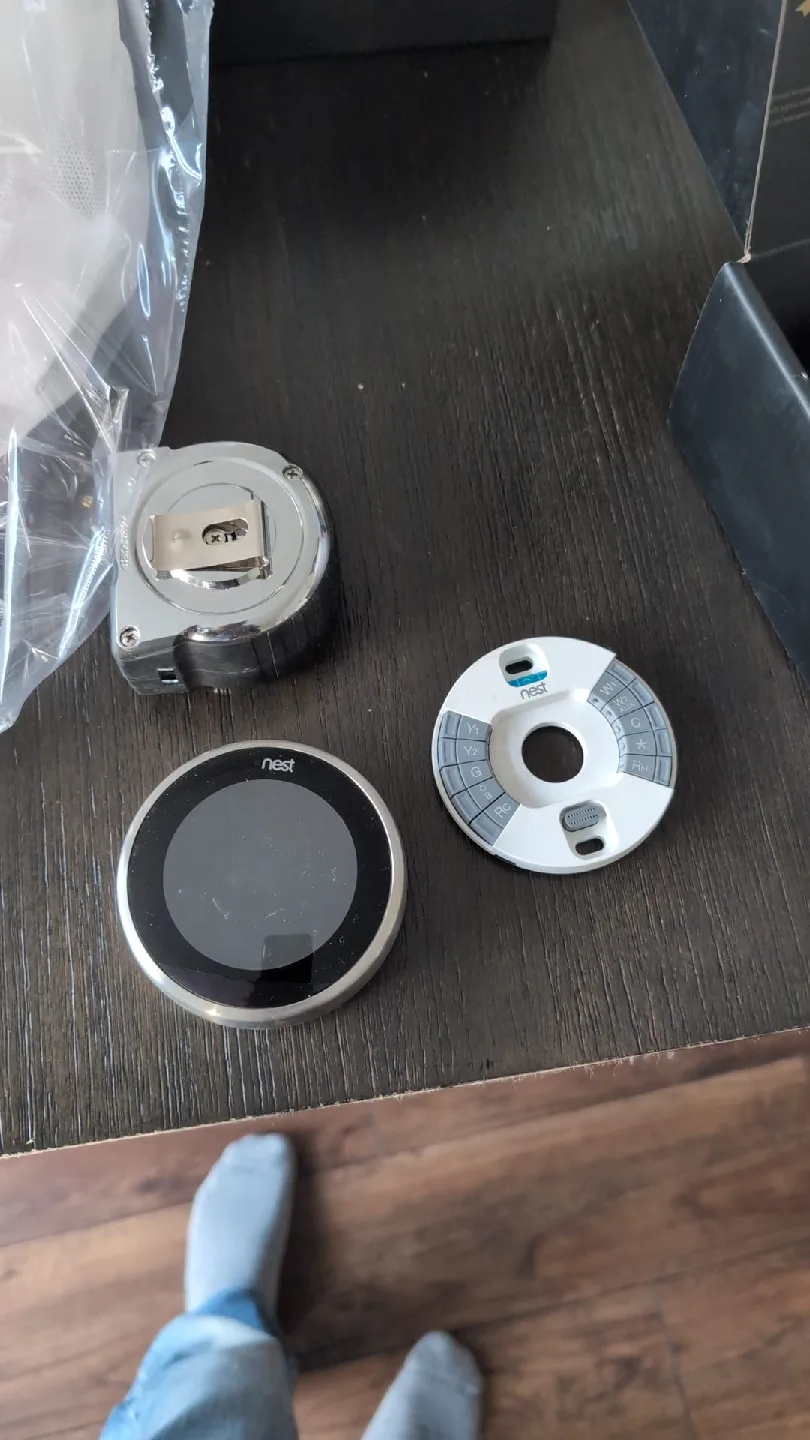 YUBOLAX Steam Cleaner - Like New! image indicator(2)