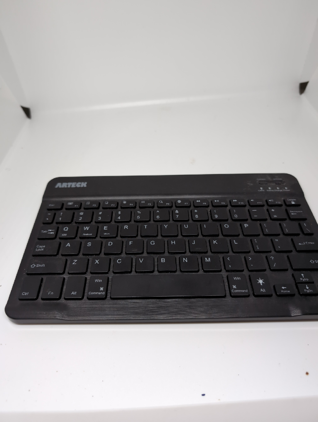 Artech HB030B Bluetooth Keyboard - Black
