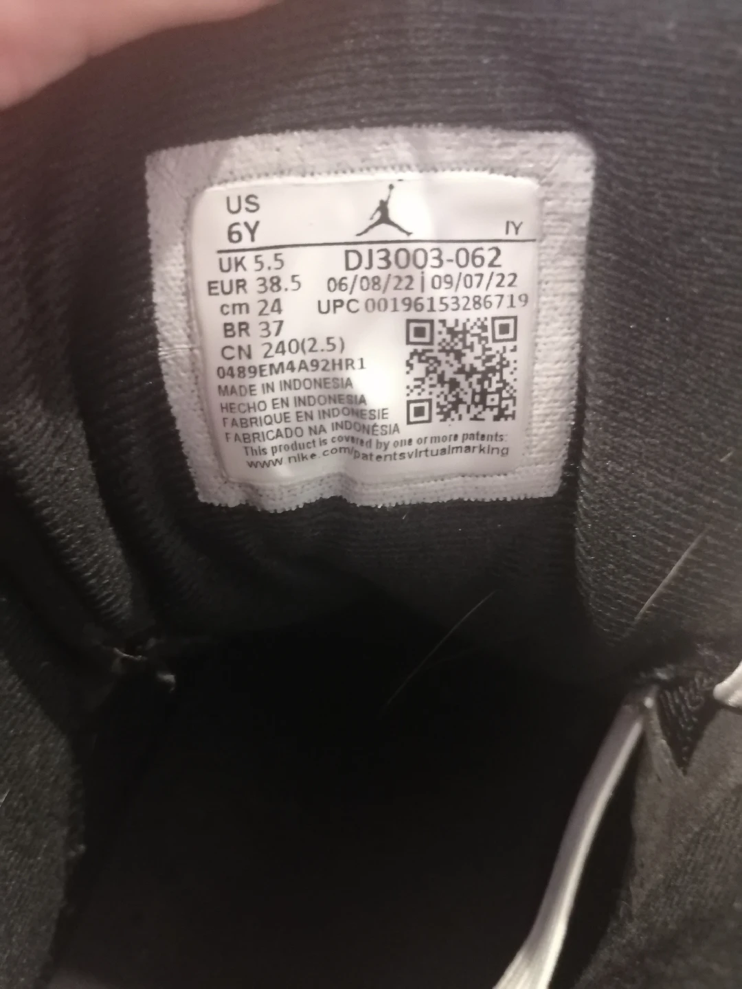 Jordan 13 Retro sneakers - photo 5