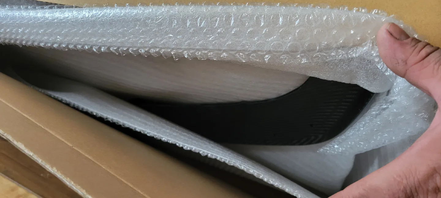 BMW 2010 m3 Front Cover in Carbon, Left - New in Box! image indicator(6)