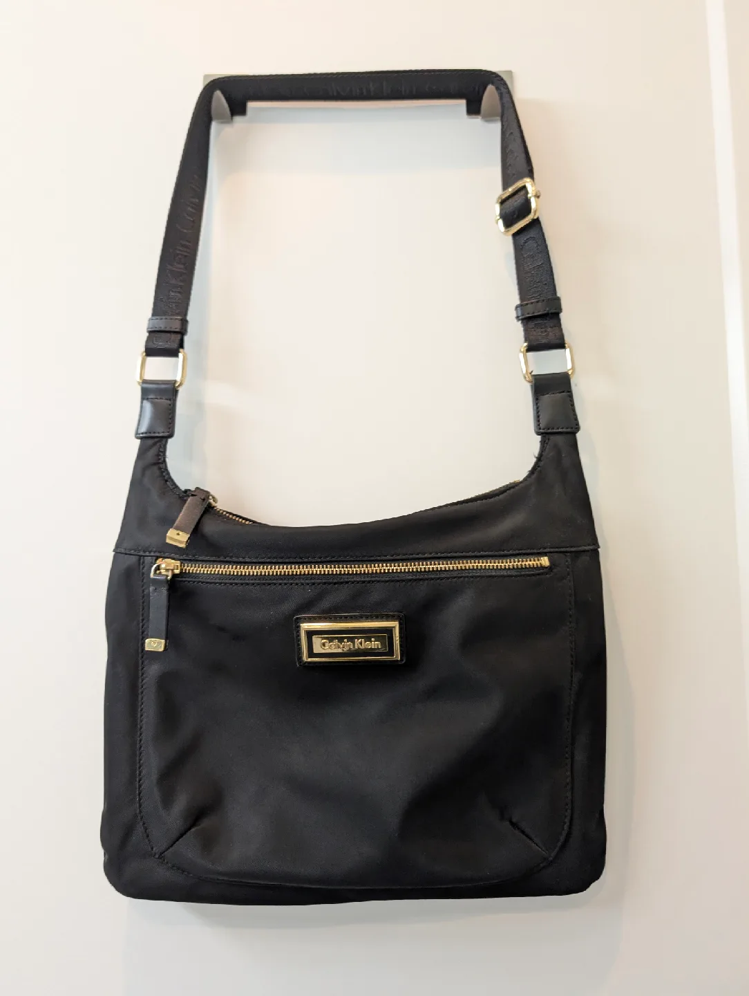 Calvin Klein Black Crossbody Bag image indicator(3)