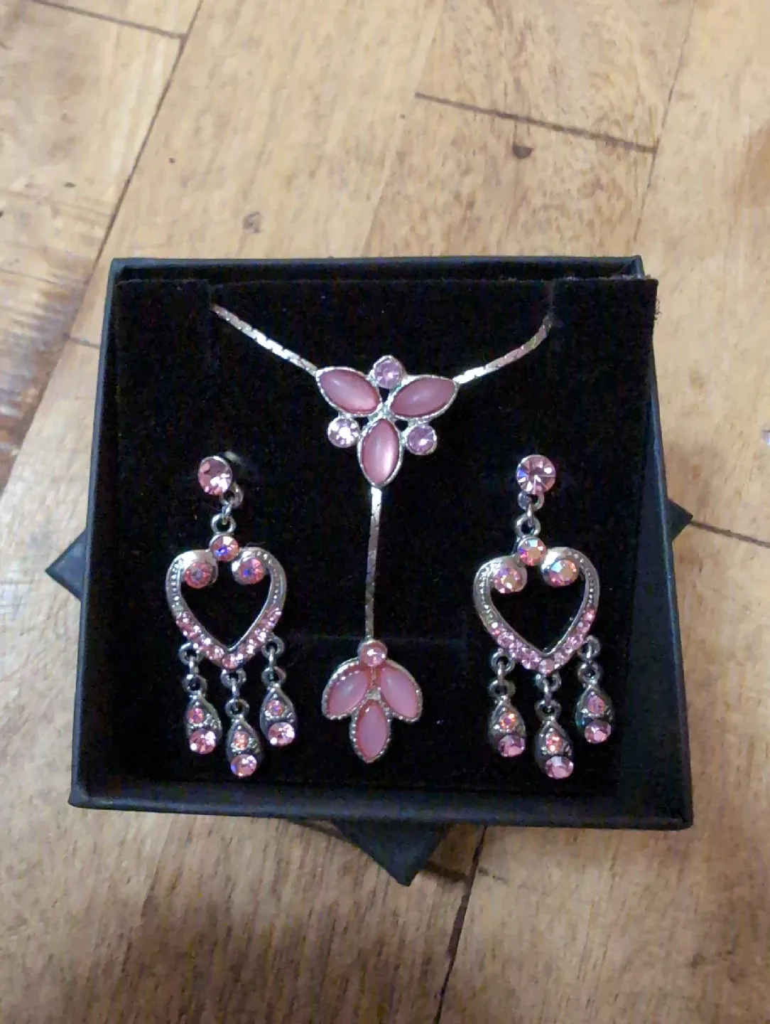 Pink Necklace & Earrings Set thumbnail