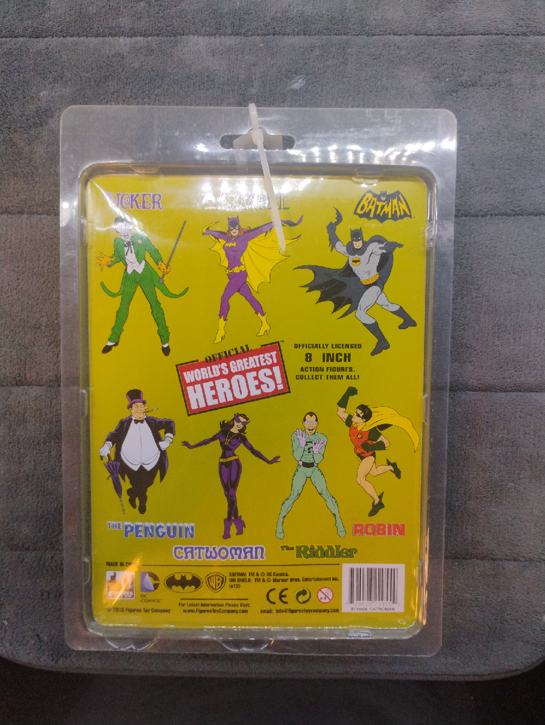 Catwoman 8-Inch Action Figure, Series 2, DC Comics - photo 2