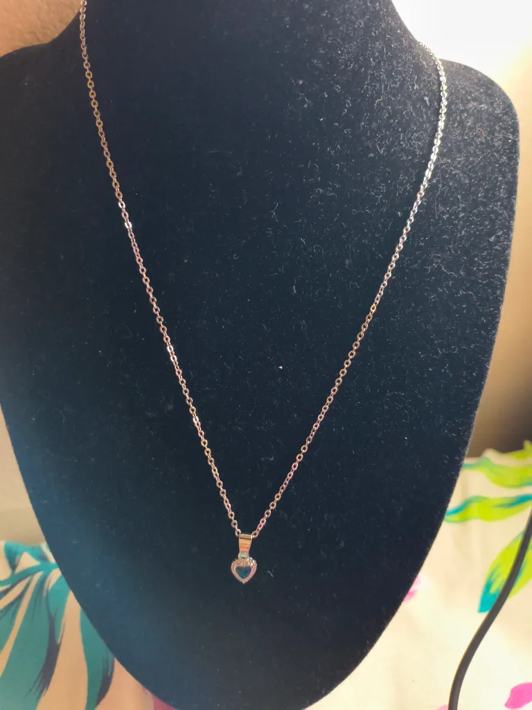 Heart Pendant Silver Necklace thumbnail