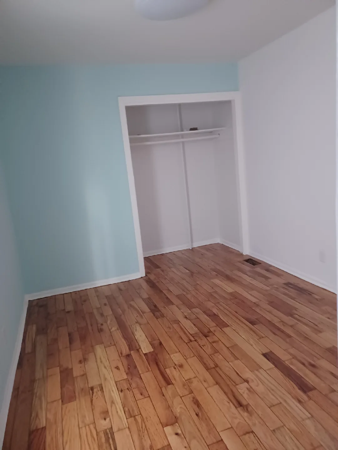 Apartment for rent image indicator(2)