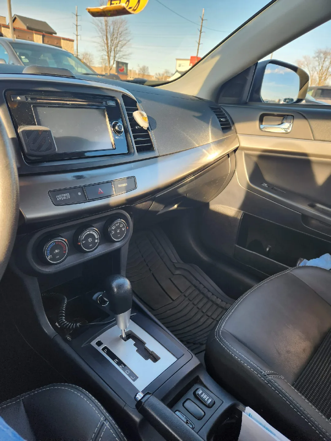 mitsubishi lancer 2015 for sale image indicator(2)