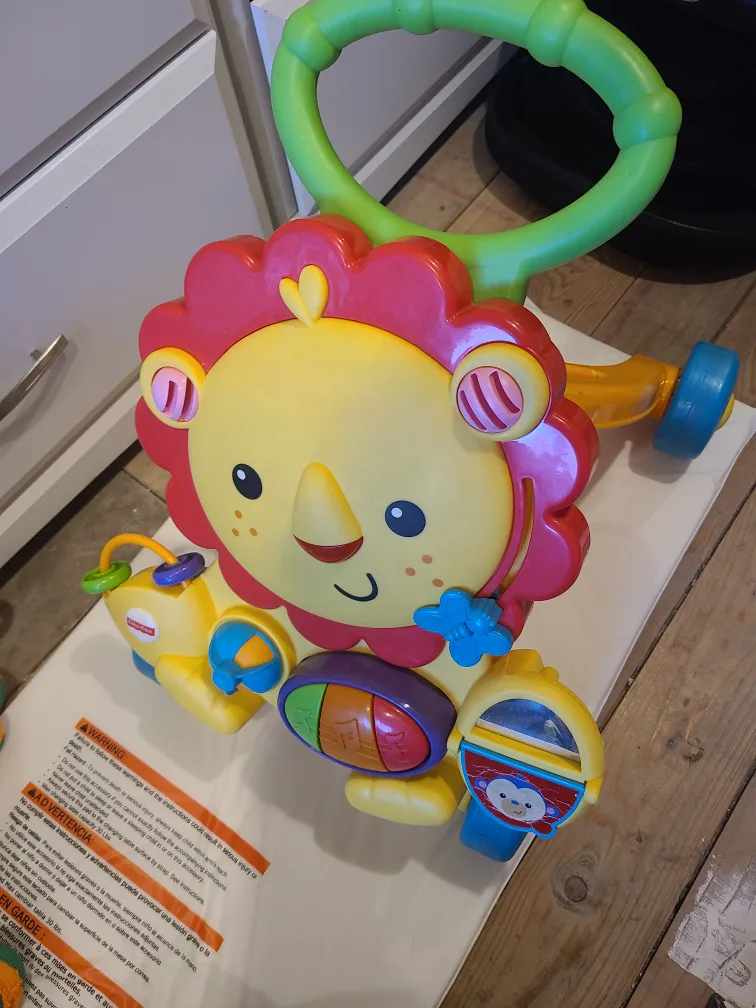 Fisher-Price Lion Walker thumbnail