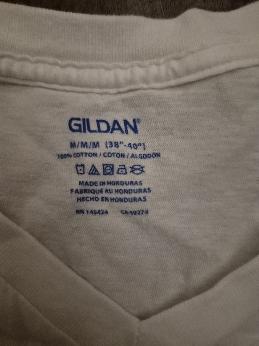 Gildan White V-Neck T-Shirt - Size M - photo 2