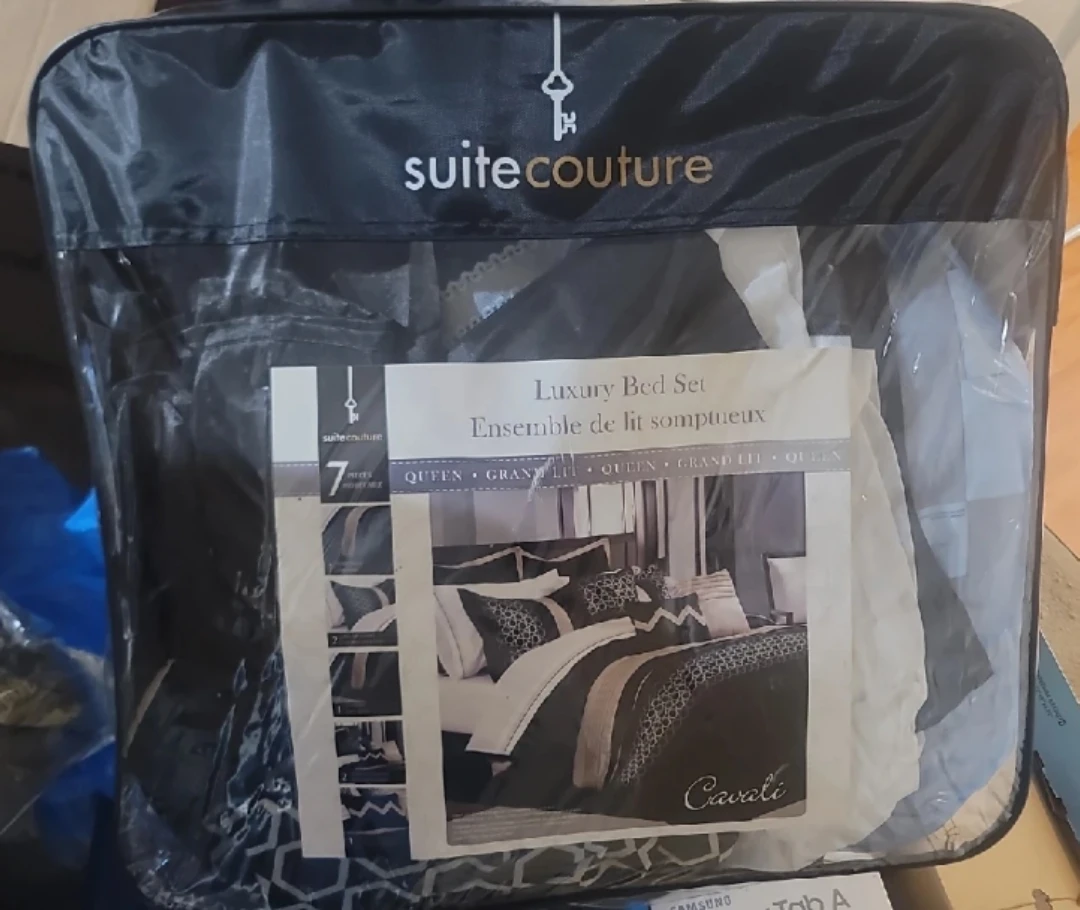 Suite Couture Cavali Queen Bed Set - 7 Piece