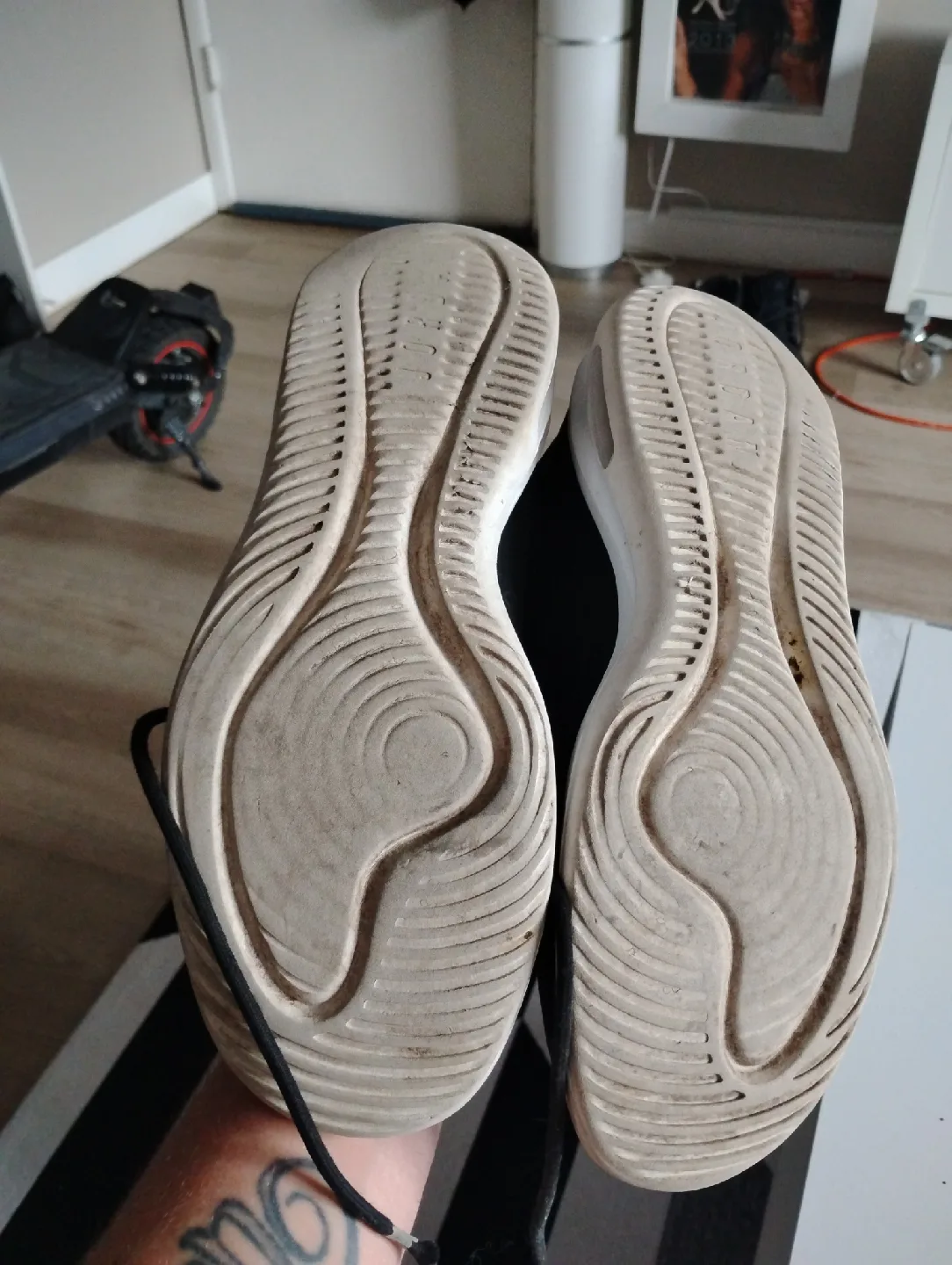 Jordan  Men's  Shoes - Size 12 image indicator(3)