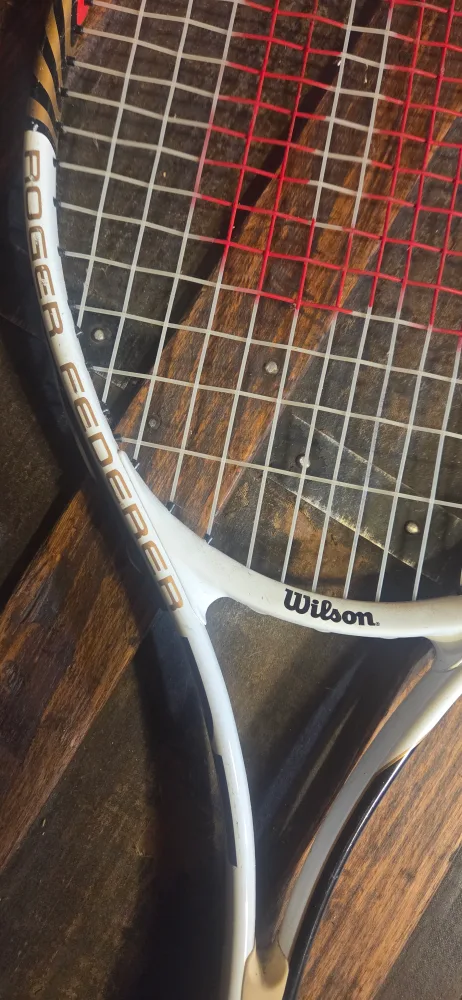 Wilson Roger Federer Tennis Racquet - 3 5/8" Grip image indicator(2)