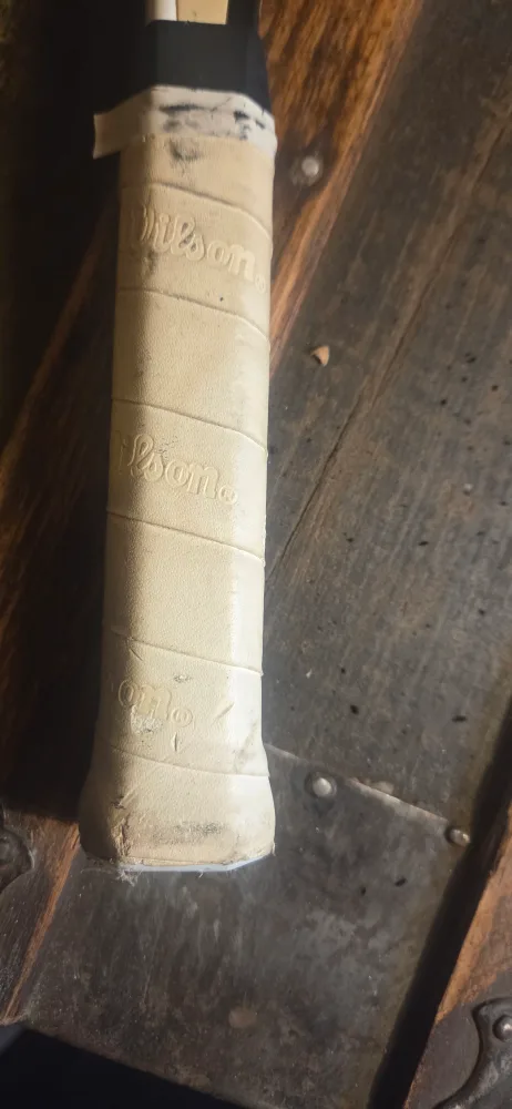 Wilson Roger Federer Tennis Racquet - 3 5/8" Grip image indicator(4)