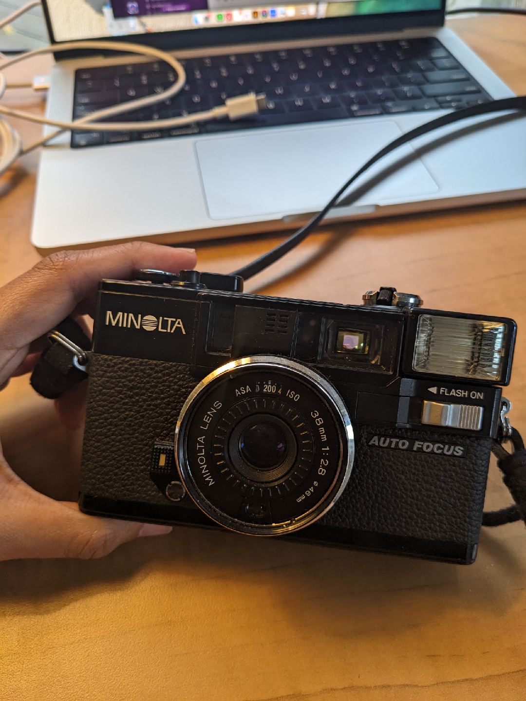 Minolta 35mm Camera - Point and Shoot