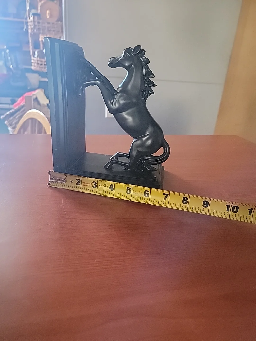 Horse Bookend - Black image indicator(3)