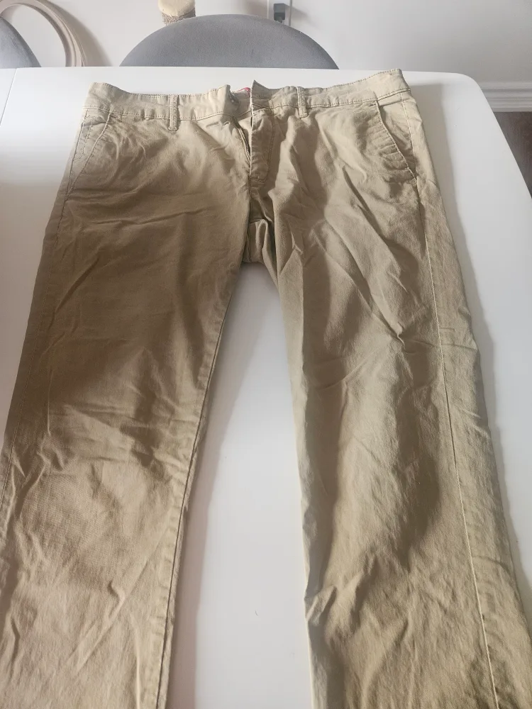 Zara Man Basic Beige Pants, Size 34 thumbnail