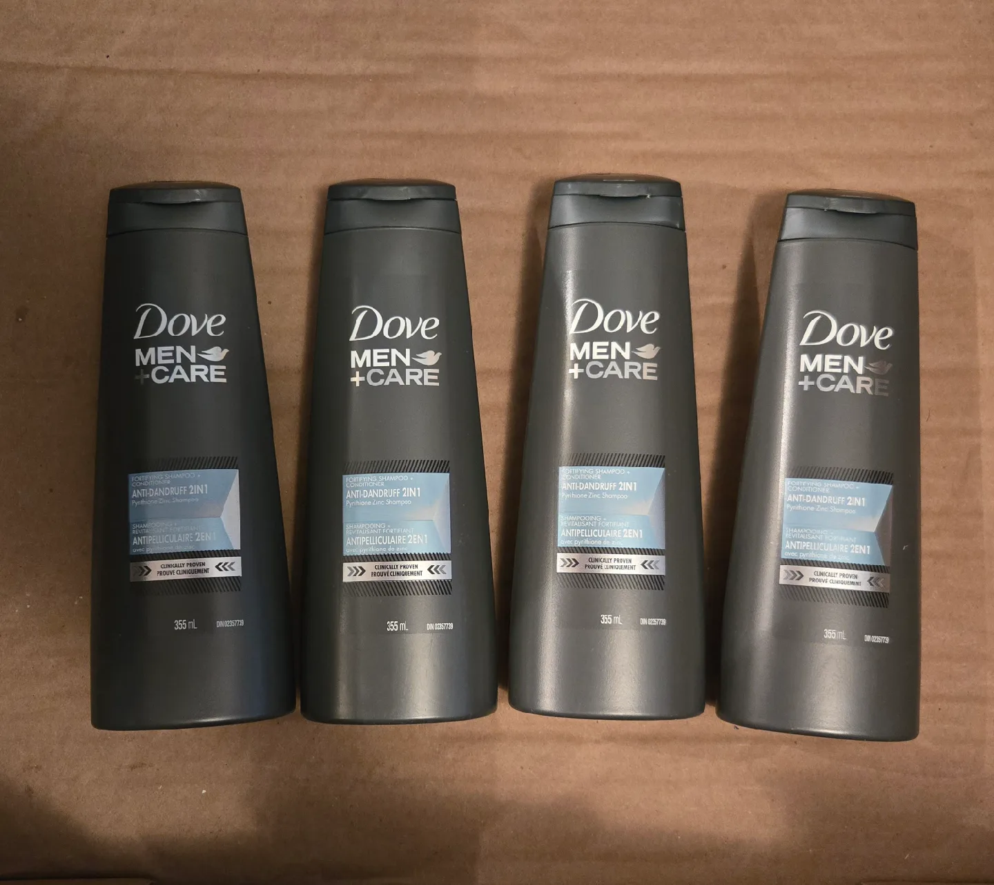 Dove Men+Care Anti-Dandruff 2in1 Shampoo (4 bottles) thumbnail