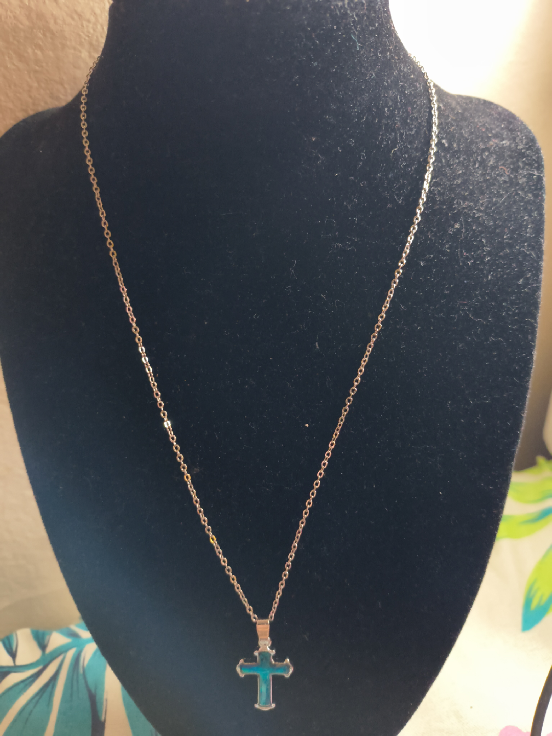 Cross Pendant Necklace