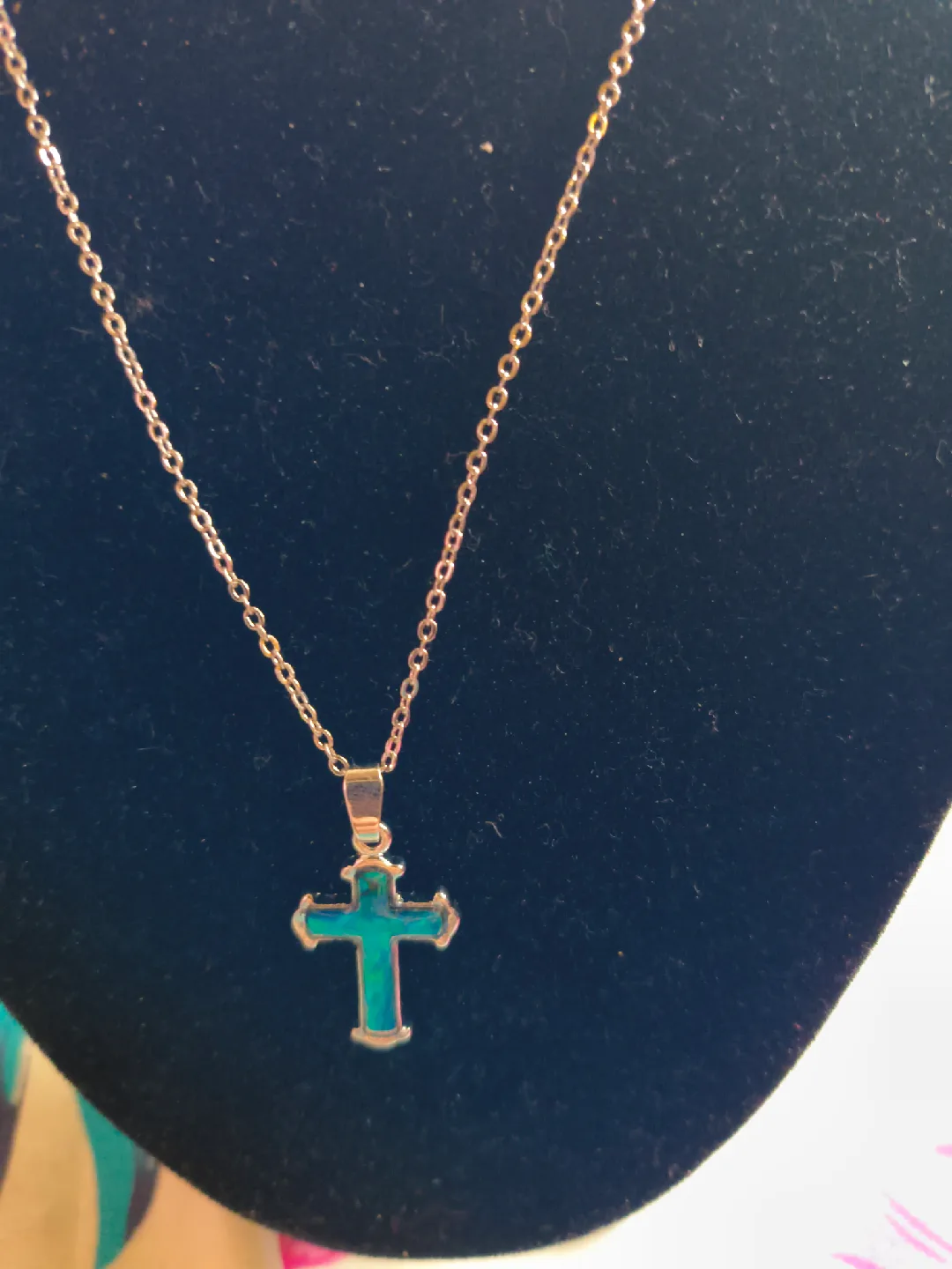 Cross Pendant Necklace image indicator(2)