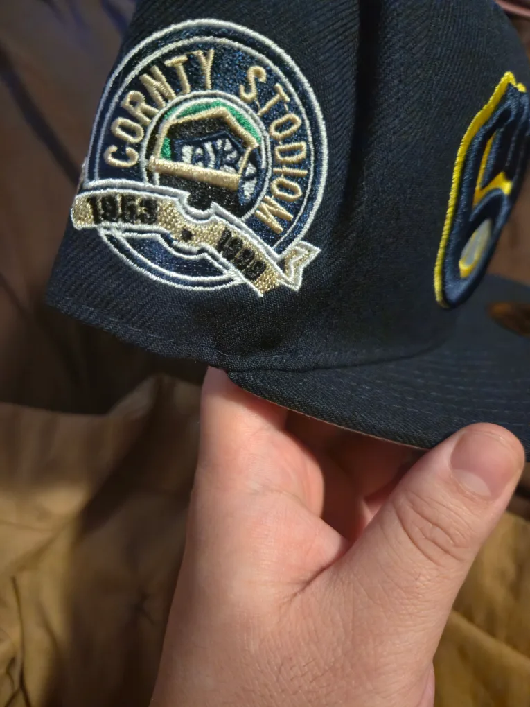 New Era Milwaukee Brewers 59FIFTY Hat Size 7 1/2 image indicator(3)