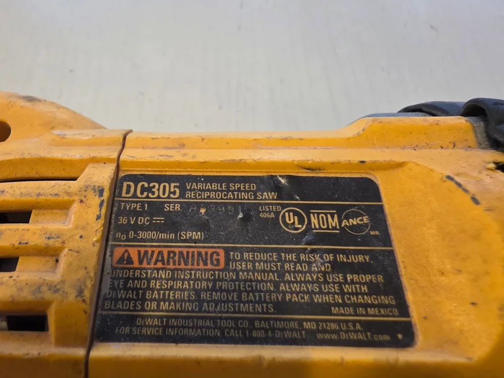 DeWalt DC305 Variable Speed Reciprocating Saw image indicator(4)