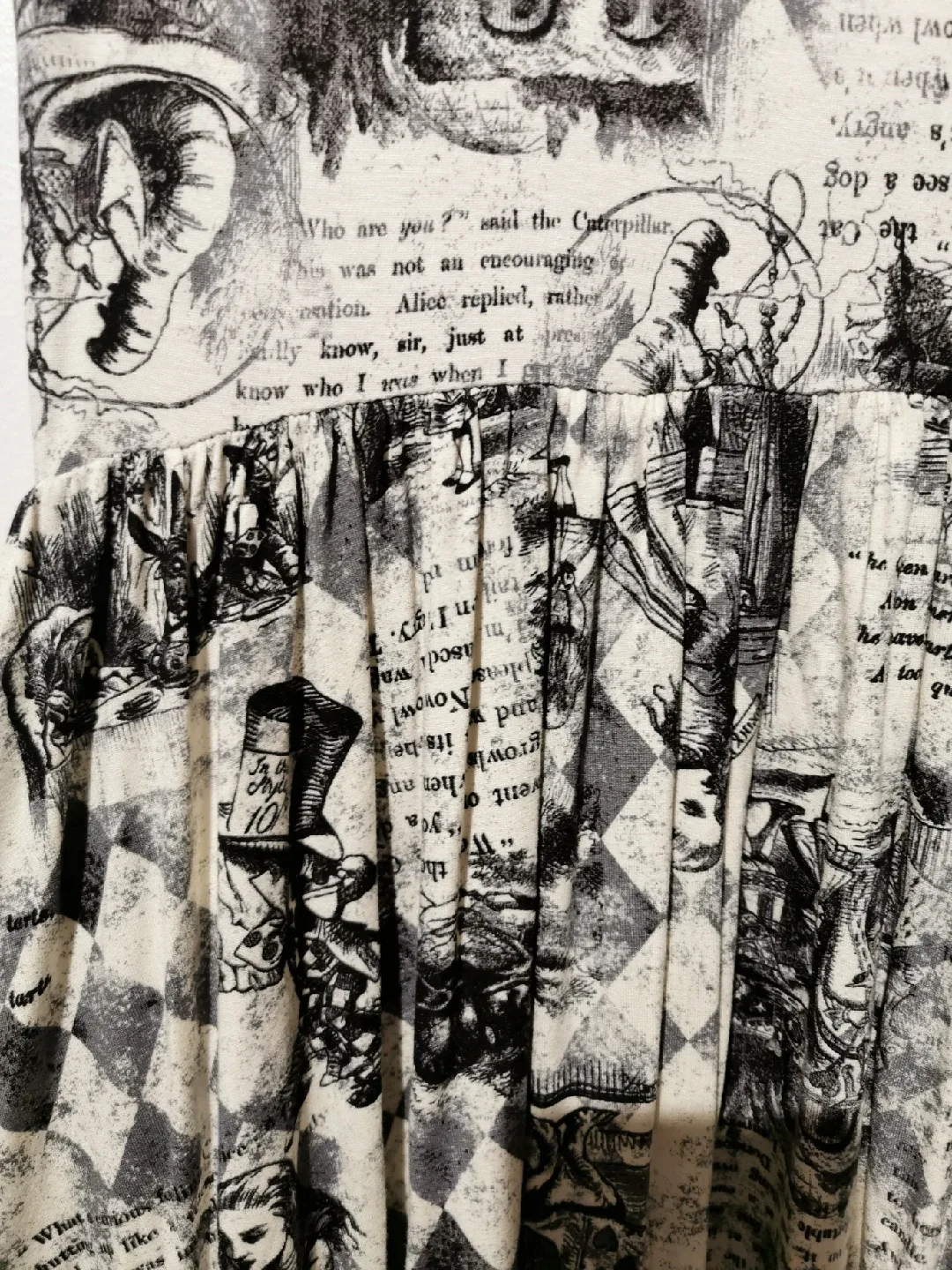 NWT medium Hot Topic Alice In Wonderland Storybook Dress image indicator(8)