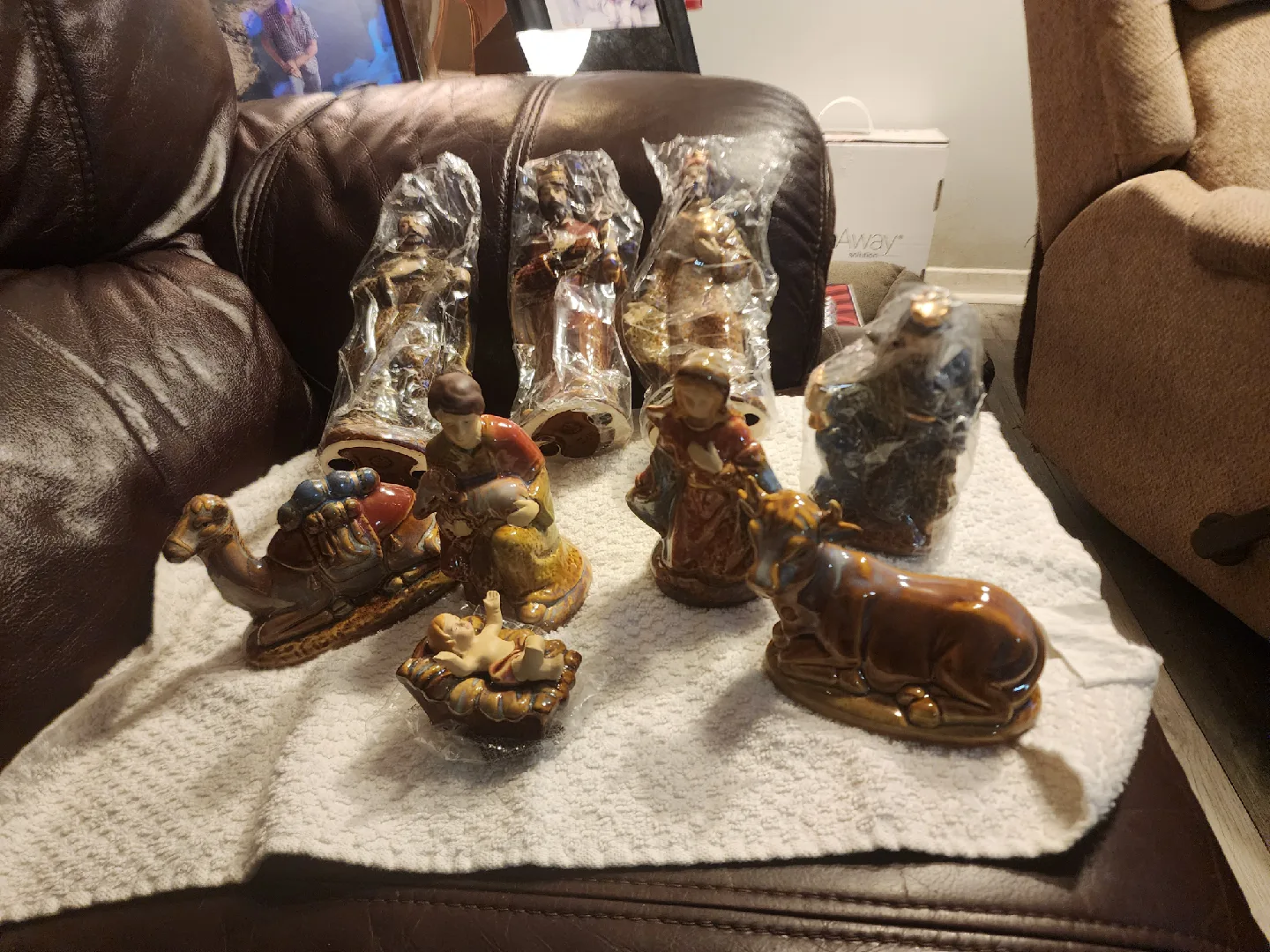 9 piece 2011 Nativityscene image indicator(3)