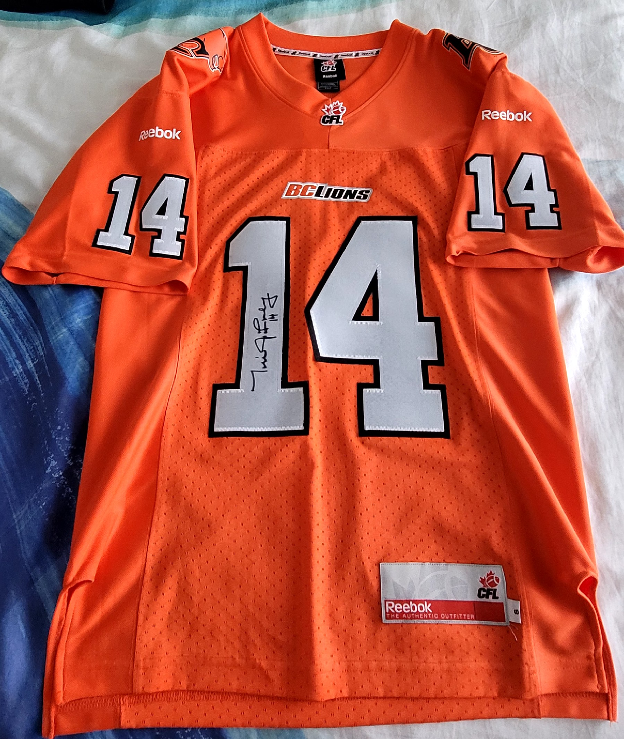 BC Lions Travis Lulay signed jersey for sale - $25 - photo 2