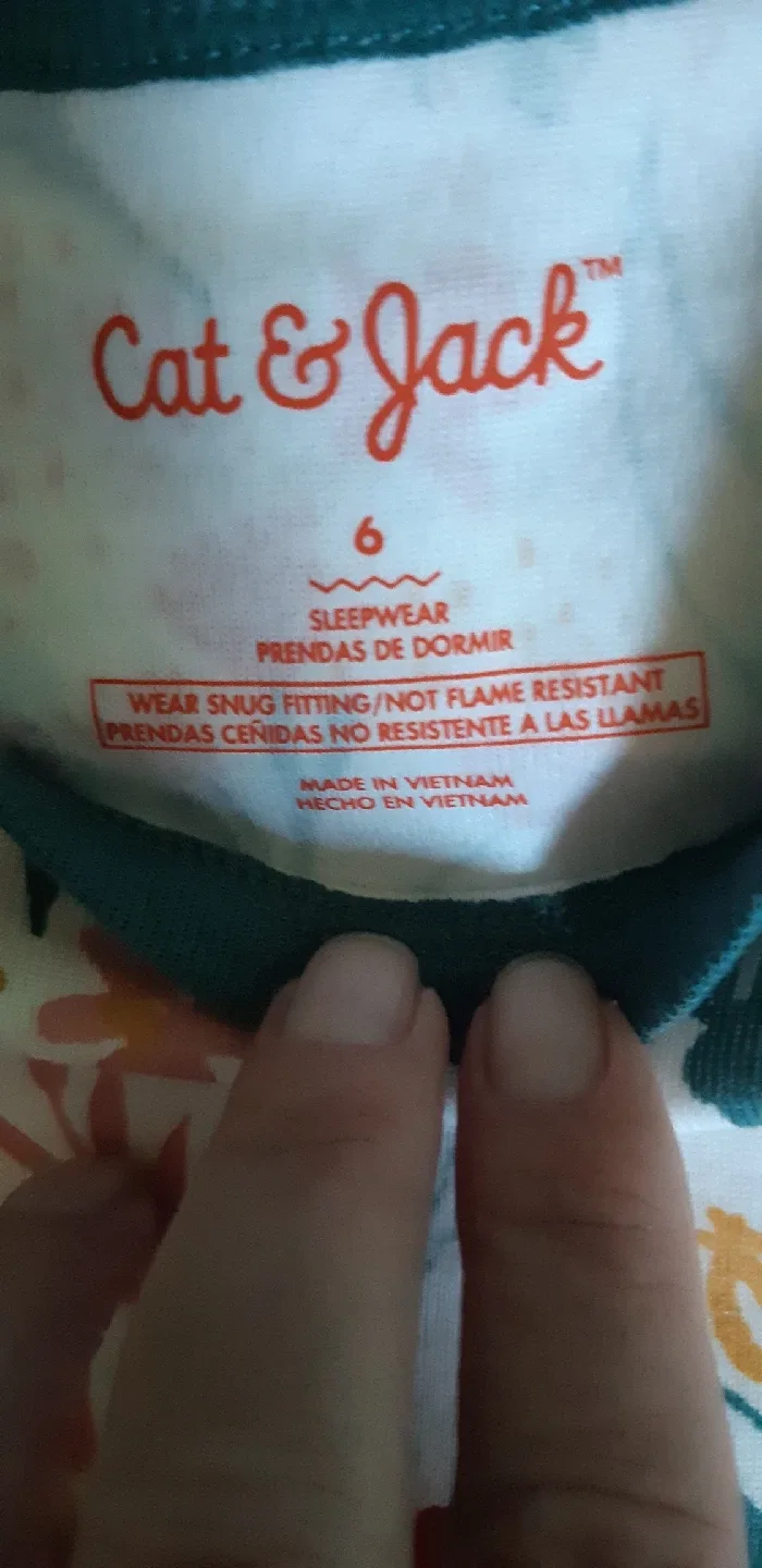 Cat & Jack Size 6 and 8 Sleepwear Set image indicator(4)