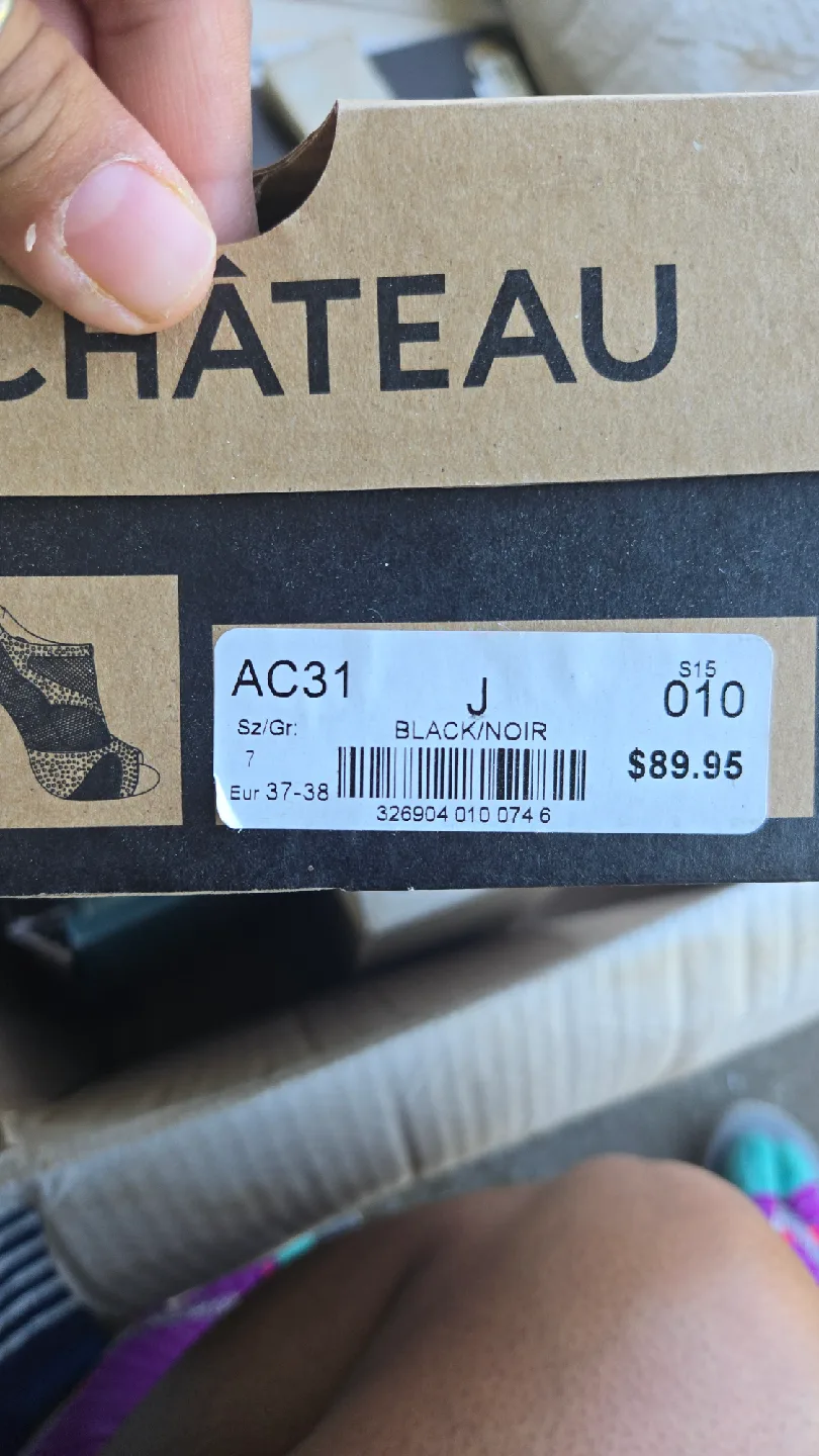 Le Chateau & Call It Spring Heels image indicator(9)