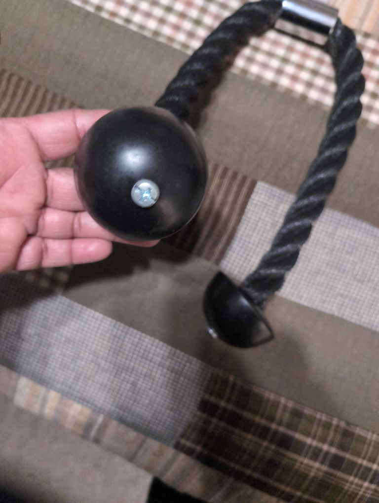 Black Tricep Rope Pull Down - photo 2