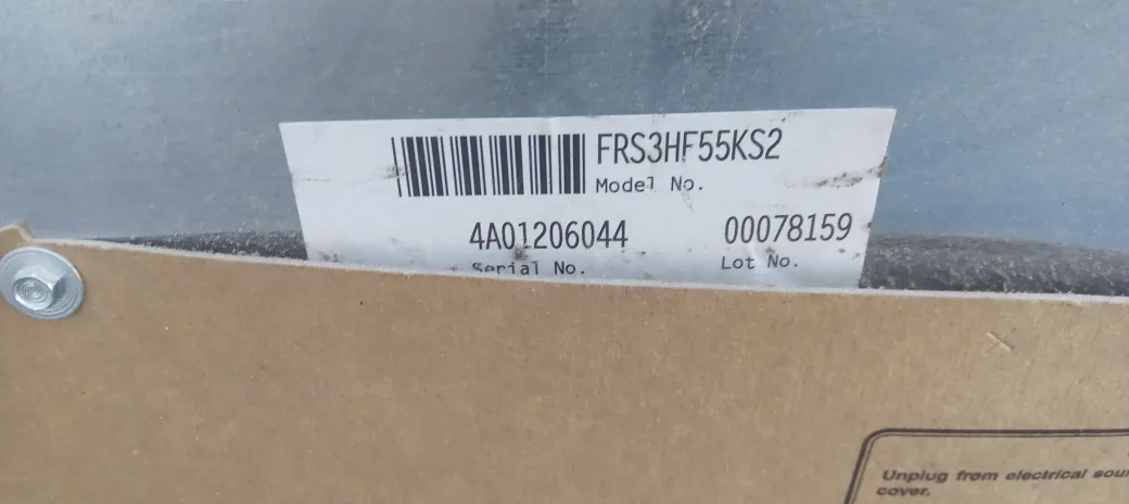 Frigidaire Refrigerator with Water Dispenser image indicator(7)