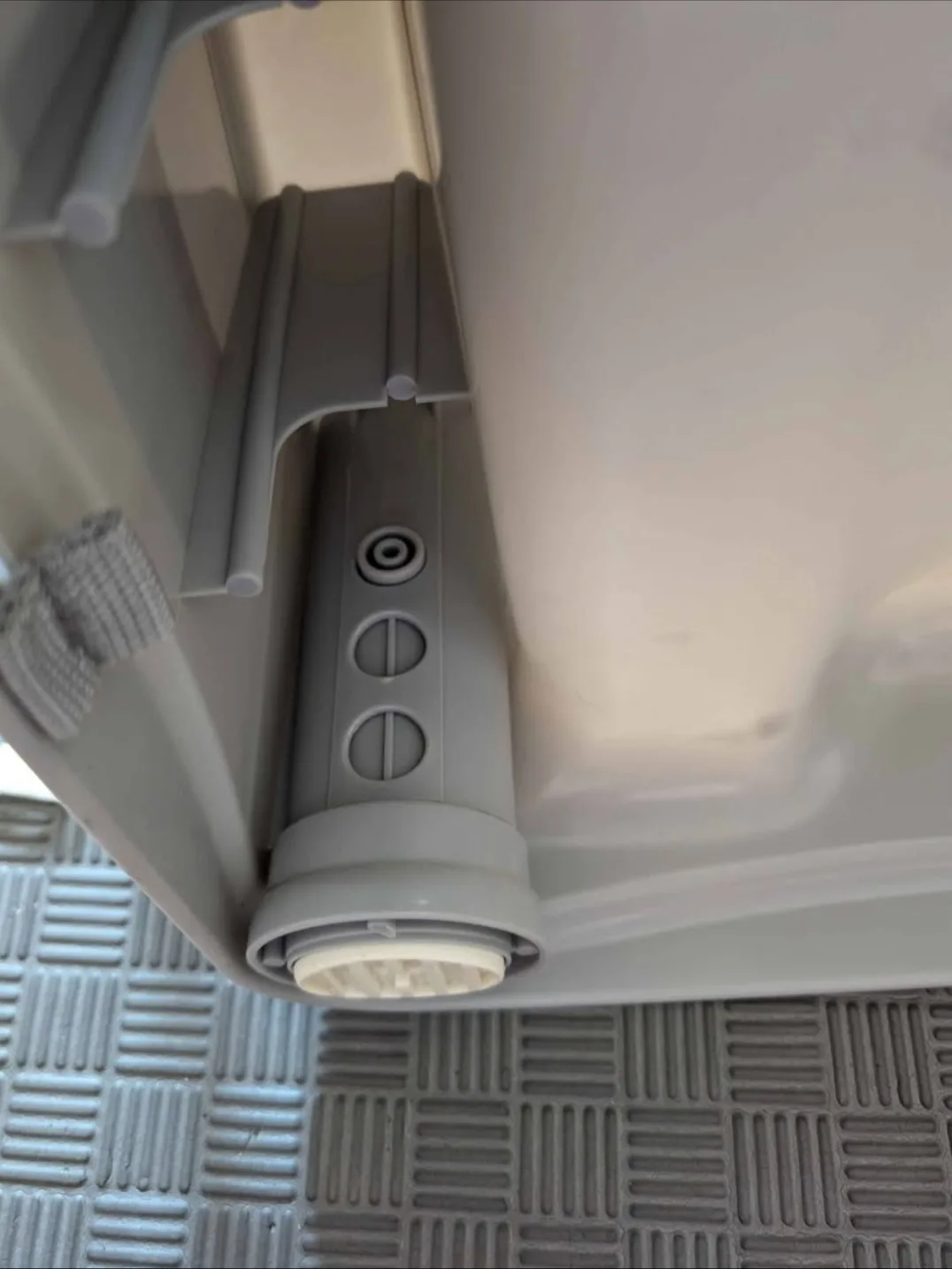 Easy Care Booster Seat - No Tray image indicator(3)