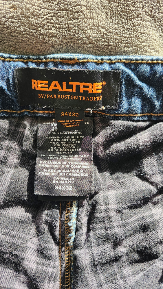 Realtree Winter Jeans Size 34x32
