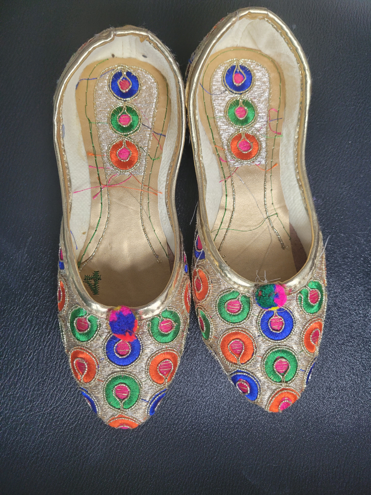 Embroidered Indian Jutti Flats