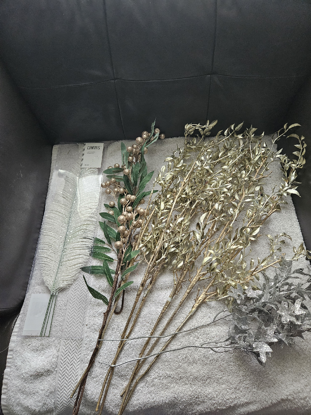 Christmas Stem Decor - Gold and Silver - 14 Stems